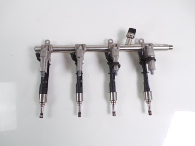 Молдинг пального alfa giulia 2.0t форсунки фото №1