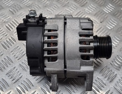 Mercedes w205 генератор a0009069805 фото №1