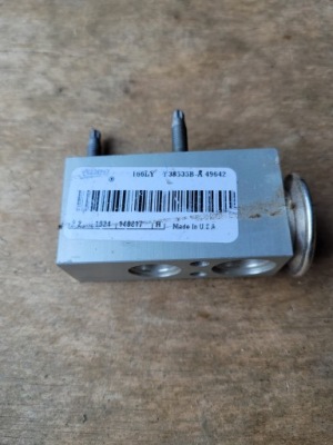 Mercedes w166 ml gl клапанів кондиціонера 166 t38535b фото №1