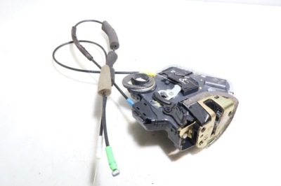 Замок правый задняя дверь toyota avensis ii t25 фото №1