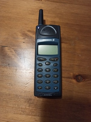 358. KULTOWY TELEFON ERICSSON A1018S