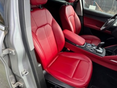 Alfa romeo stelvio polift америка сидіння заднє сидіння обшивки шкіра фото №1