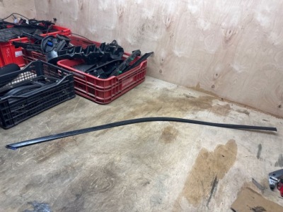 Dodge charger 2020 молдинг дверь передних фото №1