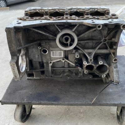 Блок двигуна ford focus volvo mk2 mk3 1.6 ecoboost nowe втулки !!! фото №1