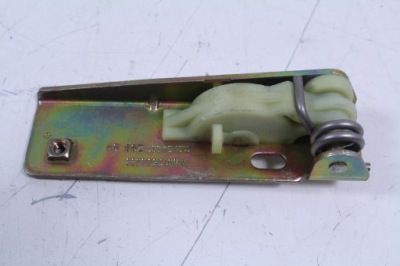 Ограничитель дверь mercedes sprinter w901 9017600088 фото №1