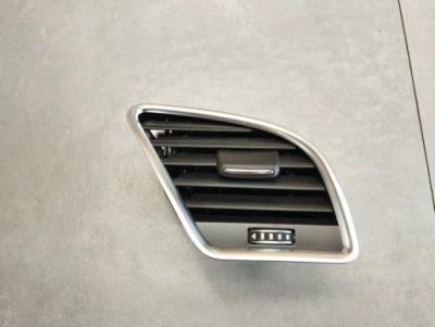 Audi a5 8t решётка обдув правая 8t1820902g фото №1