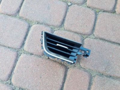 Решётка обдув renault captur ii 2 687508890r фото №1