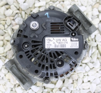 Audi a4 b7 генератор 2,0tfsi 06d903016 фото №1