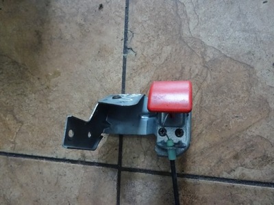 Volvo v40 1.9dci 03' ручка капот фото №1