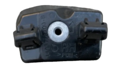 Tesla model y, 20 - кронштейн бампера перед левый фото №1