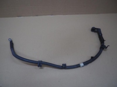 Кабель шланг стартер lexus is 2 2.2 d 8212253110 фото №1