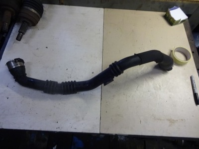 Renault captur труба воздуха 144604599r фото №1