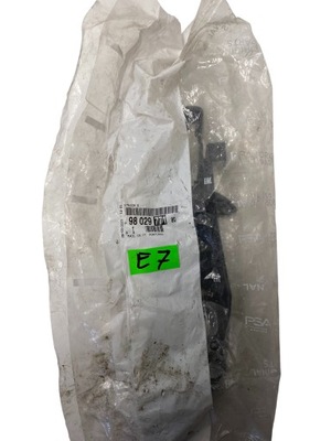 Ручка правий bok peugeot 308 9802977180 фото №1