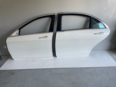 Двері ліва перед задня mercedes w222 long колір 799 фото №1