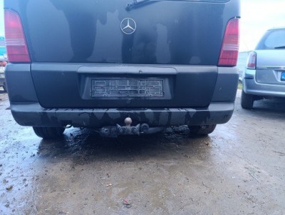Бампер задня чорний mercedes vito w638 фото №1
