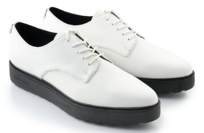 Białe skórzane buty Calvin Klein 41