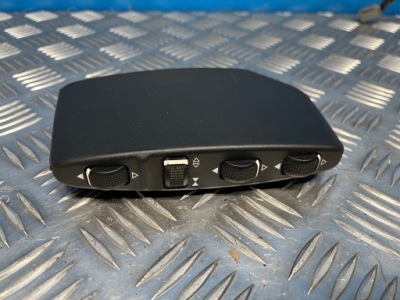 Mercedes w212 переключатель сиденье водителя фото №1