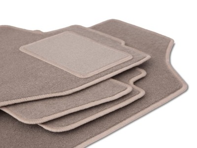 ALFOMBRILLAS COLOR BEIGE CARLUX DO: IVECO STRALIS DE CARGA 2003-2019  