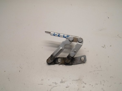 Петля капот 1p0823301 seat leon ii 1p левый ls7y фото №1