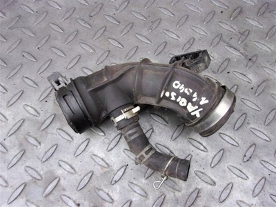 Yaris ii d4d труба повітрозабірник турбіни фото №1
