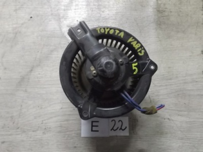 Воздуходувка обдув вентилятор toyota yaris i 194000-1210 фото №1