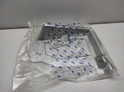 Панель крила кронштейн ford focus mk3 фото №1