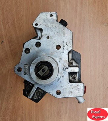 Насос упорскування wysokiego тиску honda accord 7 vii 2.2 d 0445010093 фото №1