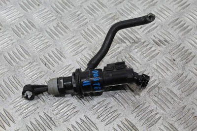 Помпа сцепления dacia duster ii 2 фото №1