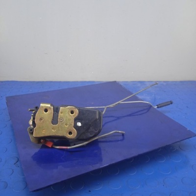 Chrysler voyager iv замок дверь правый перед фото №1