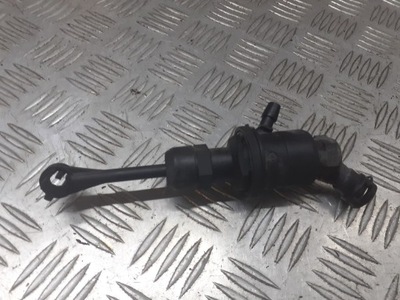 Помпа зчеплення nissan micra k12 1.2 фото №1