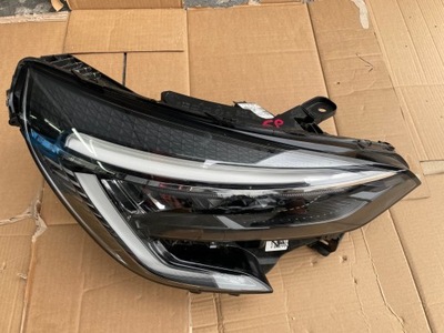 Лампа права правий full led clio v 260109379r фото №1