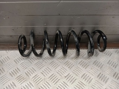 Audi q3 8u 2015 пружина задняя фото №1