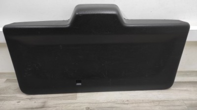 Peugeot partner ii lift 9682028377 обивка крышки багажника фото №1