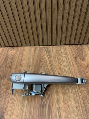 Ручка перед левая наружная peugeot 2008 i 13-19 9680342780 psa фото №1