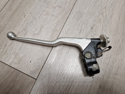 YAMAHA R1 RN12 RN19 КЛЯМКА ЗЧЕПЛЕННЯ КРІПЛЕННЯ R6 RJ11 RJ15 FZ1 