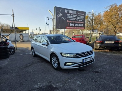 Volkswagen Passat 2.0 TDI 150 KM, Klimatyzacja,