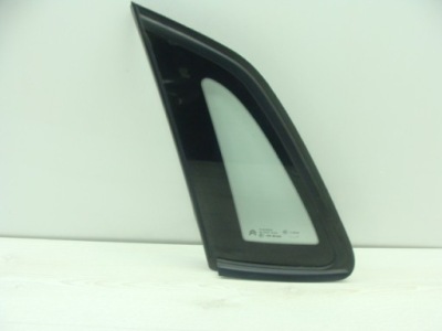 Citroen c 4 ii b 7 стекло крыла левая задняя фото №1