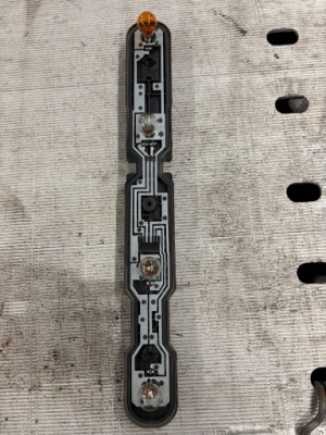 Вкладыш лампы pewy задний  master iii 17109600 фото №1