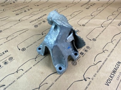 Gd audi a6 a7 4g кронштейн двигуна 8k0199307bj фото №1