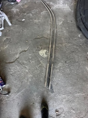 Peugeot 5008 ii молдинг хром дахова ліва 98270093vv фото №1