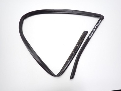 Прокладка резиновый элемент порог порог правая оригинал skoda karoq 19r фото №1