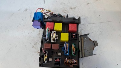 Модуль bsi коробка предохранителей renault espace iv 8200315964 8200004201e фото №1