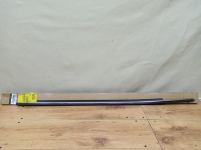 Mazda 6 gj gl 2012- молдинг уплотнитель дверь правое фото №1