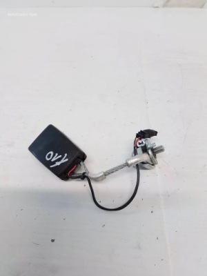 Bmw 5 f10 кліпса поперечина правий задній 7243274 фото №1