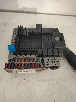 Коробка запобіжників volvo v70 ii s80 9401802 фото №1