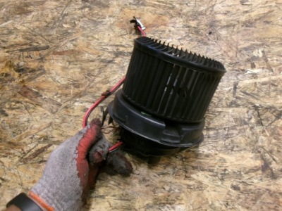 Peugeot 108 2 вентилятор повітродувка європа фото №1