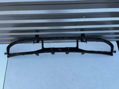 Защита бампера решётка радиатора porche taycan 9j0807683 фото №1