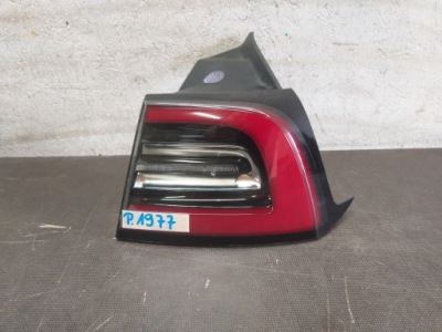 Лампа задняя правая tesla iii 3 фото №1