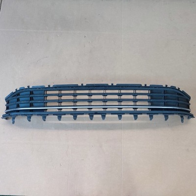 Решітка бампера перед vw golf sportsvan lift фото №1