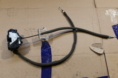 Infiniti q60 замок двері механізм правий перед europa фото №1